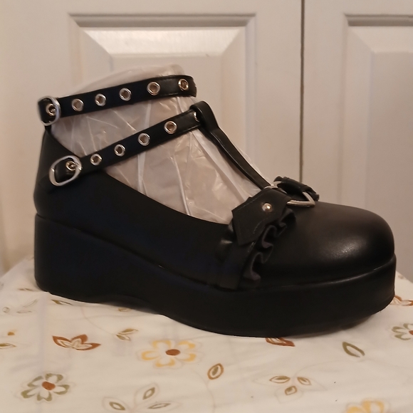BYOMIG Mary Jane T Strap Chunky Heel Goth Platform Lolita Oxfords Black Never w - Picture 1 of 13